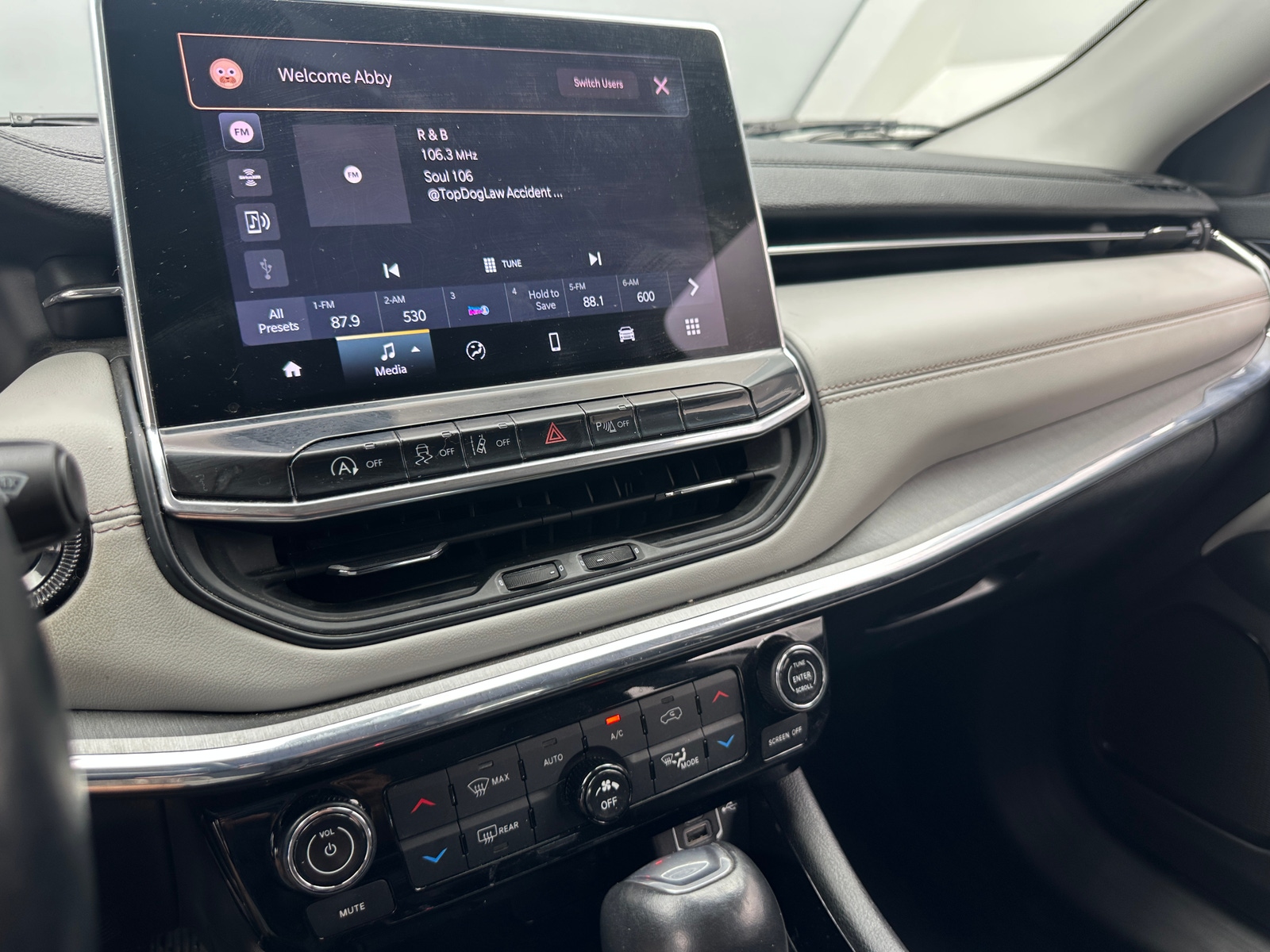 Thumbnail: 2022 Jeep Compass - 3