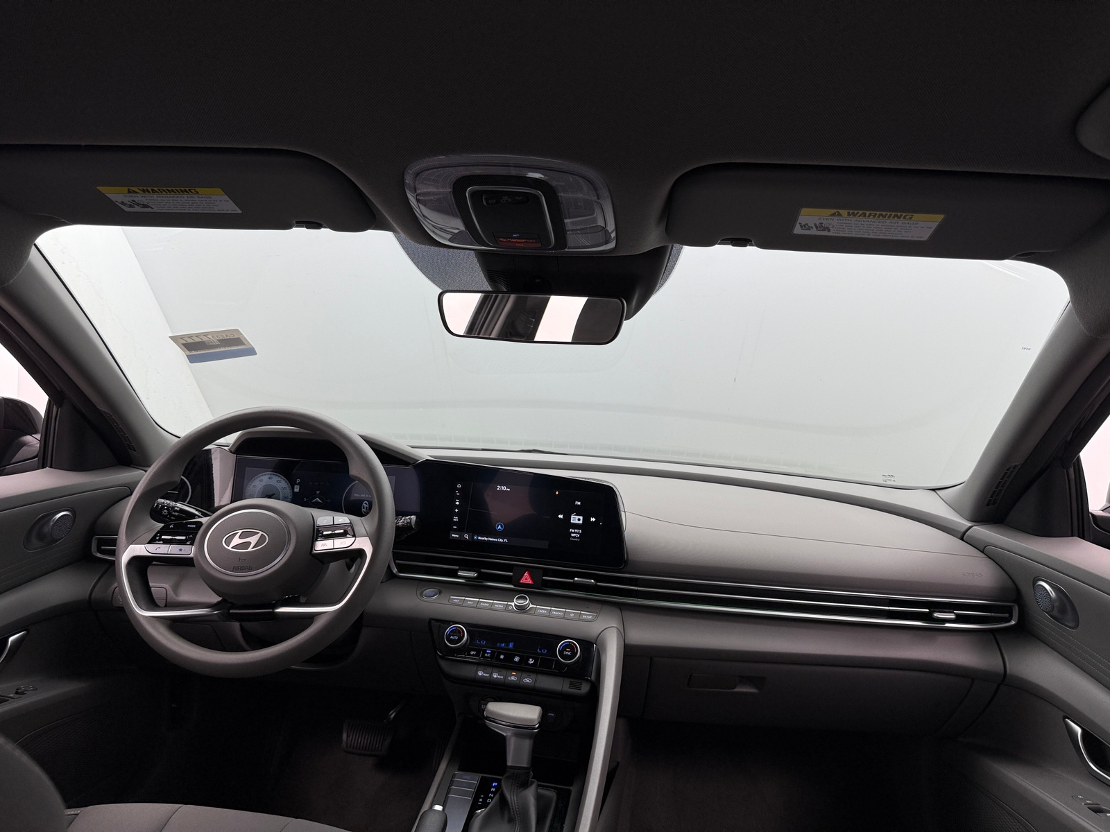 Thumbnail: 2024 Hyundai Elantra - 3