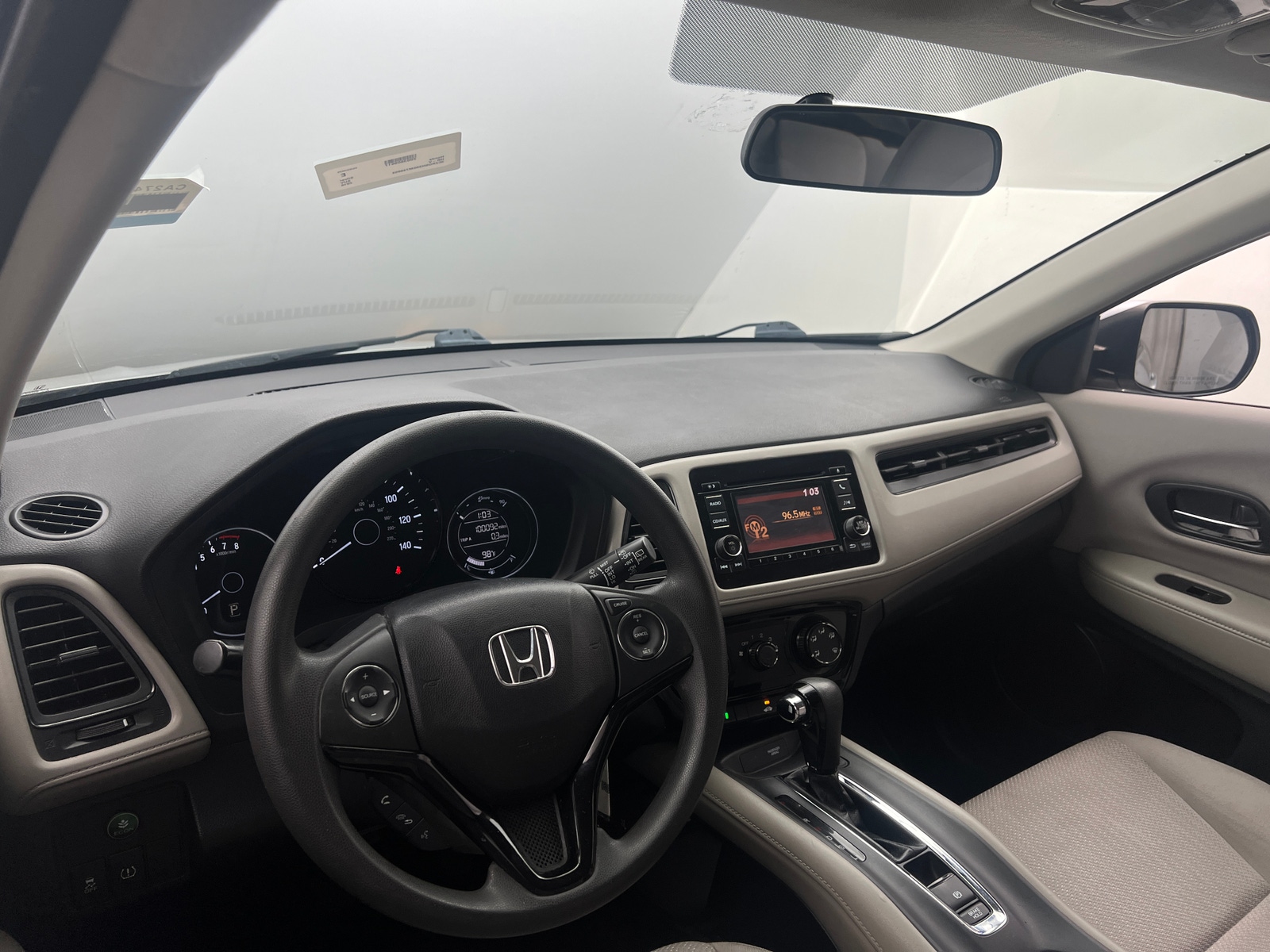 Thumbnail: 2016 Honda HR-V - 3
