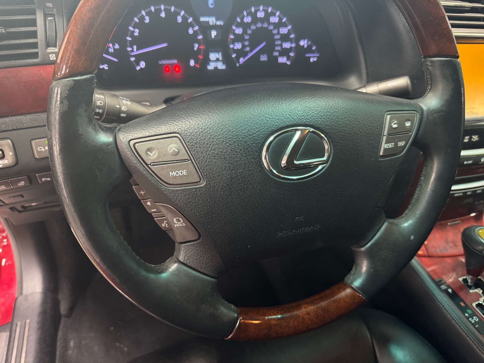 Thumbnail: 2010 Lexus LS - 4