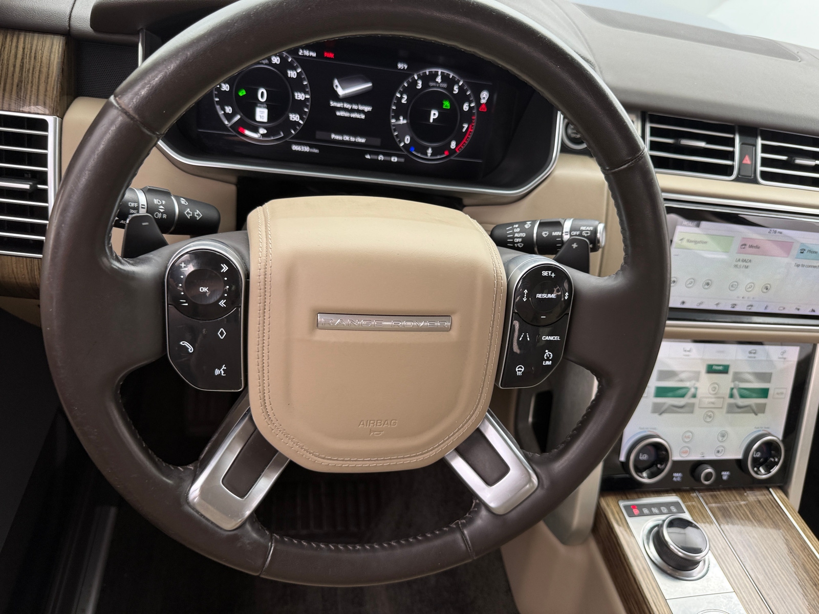 Thumbnail: 2019 Land Rover Range Rover - 4