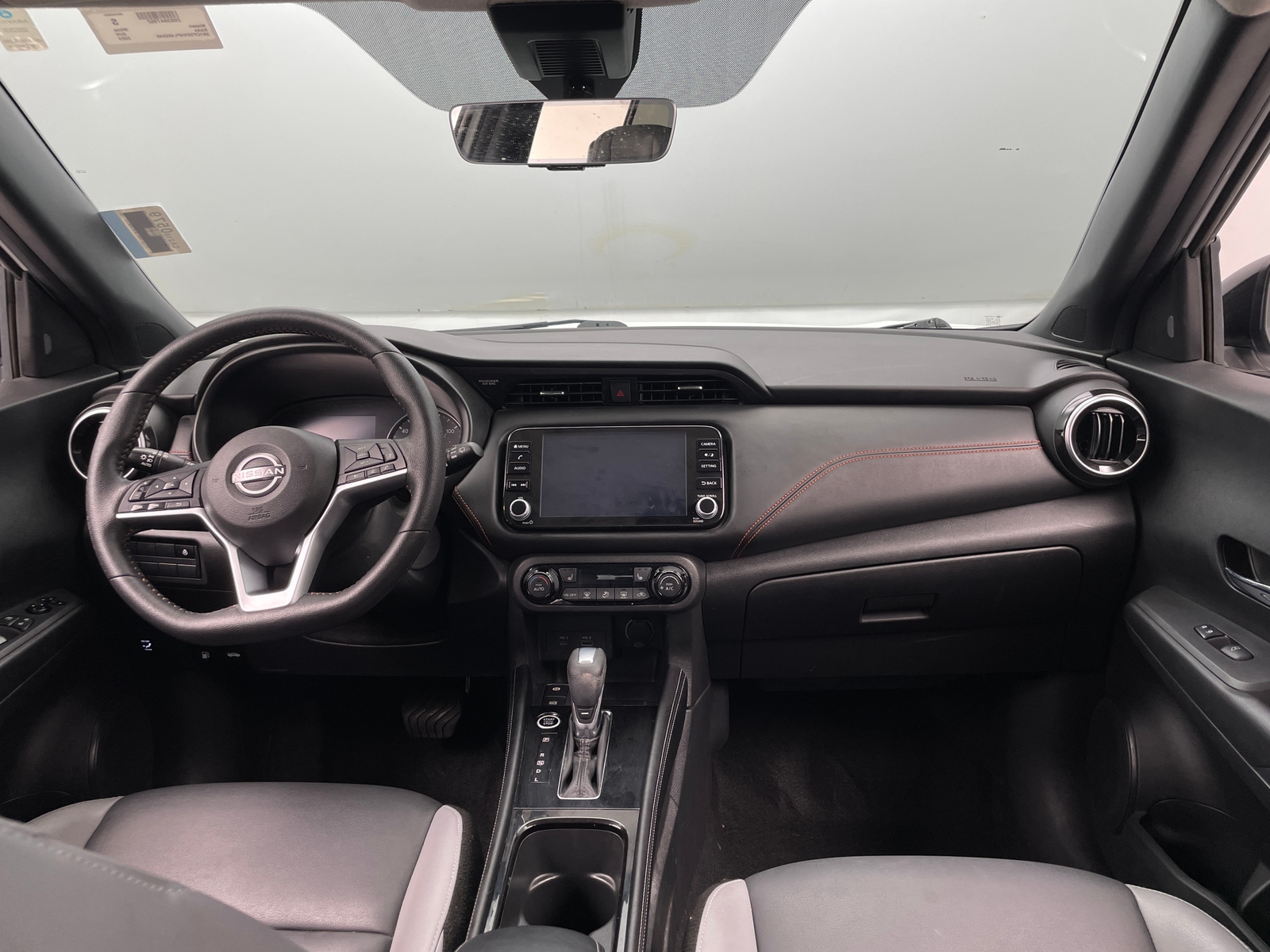 Thumbnail: 2023 Nissan Kicks - 3