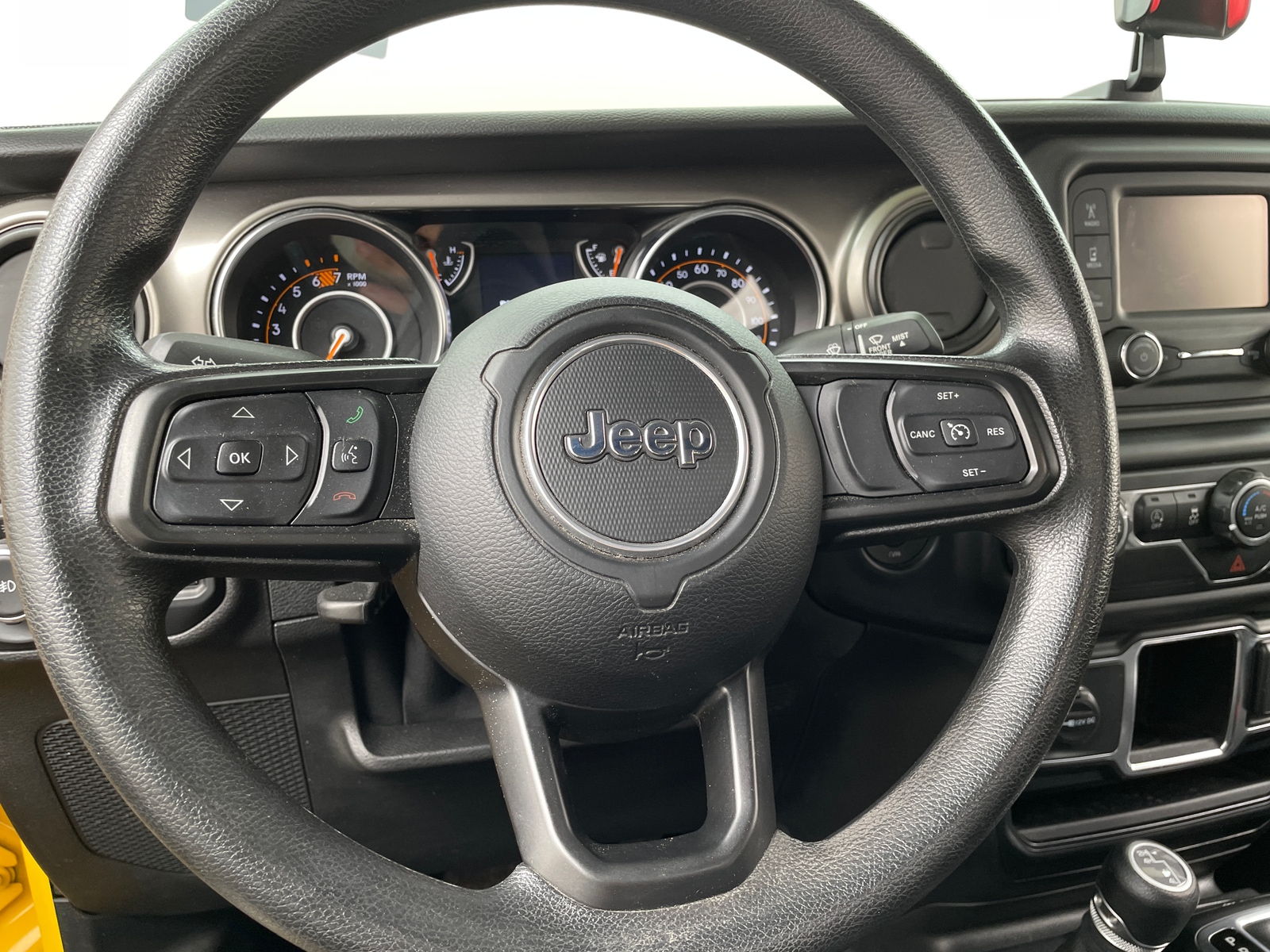 Thumbnail: 2021 Jeep Wrangler - 5