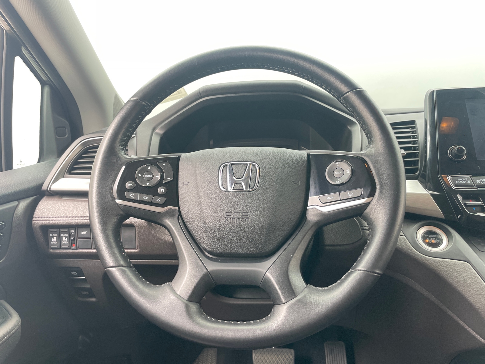 Thumbnail: 2018 Honda Odyssey - 4