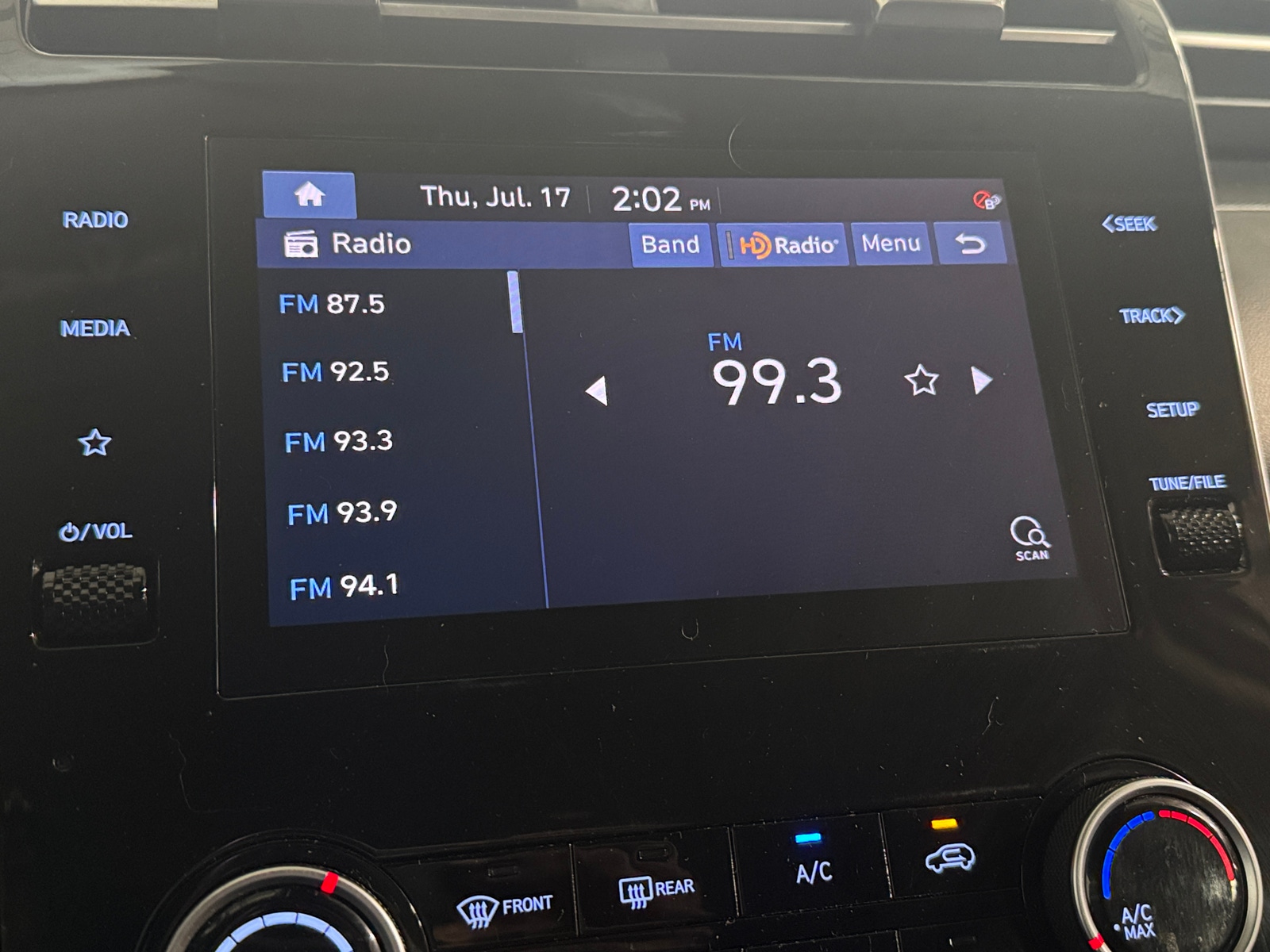 Thumbnail: 2022 Hyundai Tucson - 4