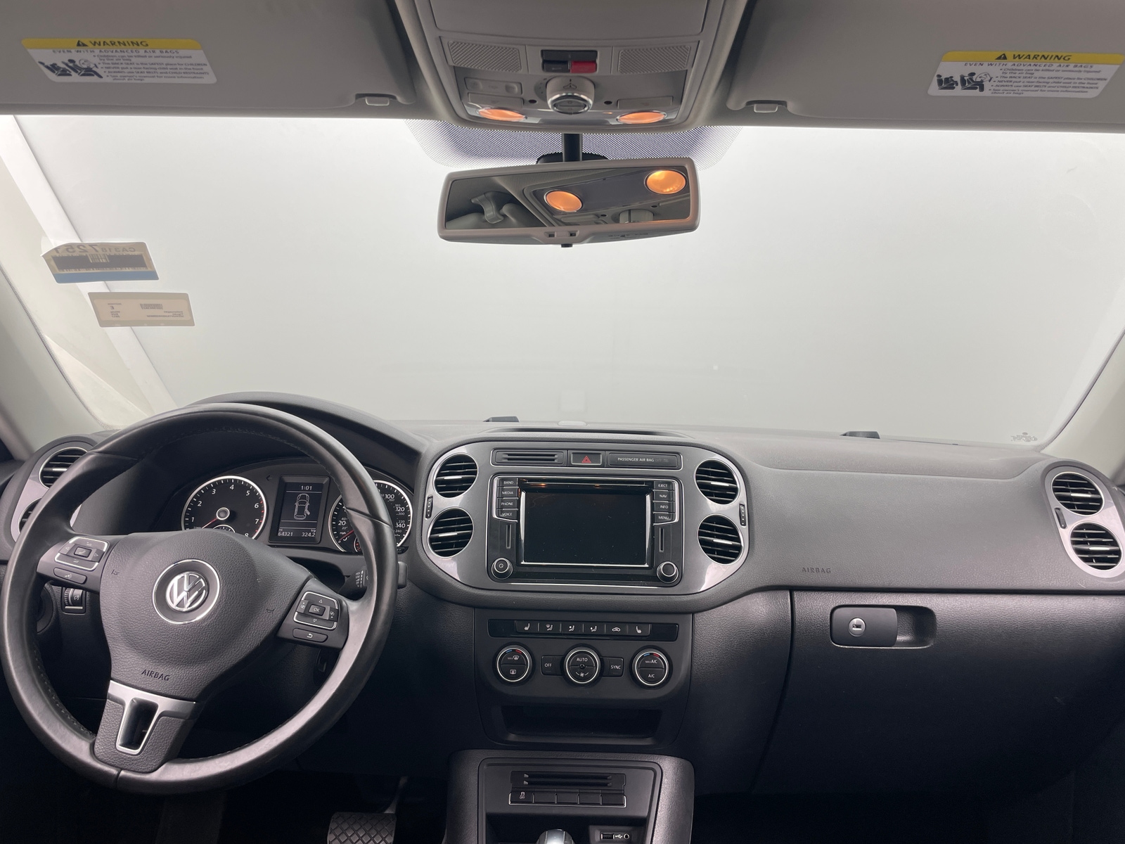 Thumbnail: 2017 Volkswagen Tiguan - 2