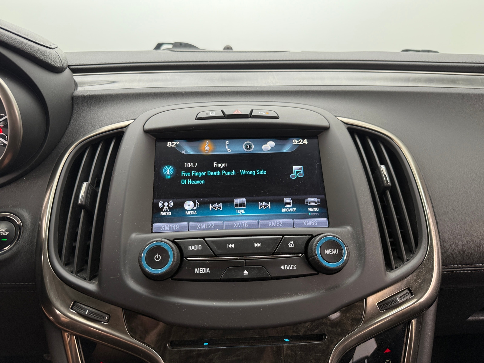 Thumbnail: 2016 Buick LaCrosse - 3