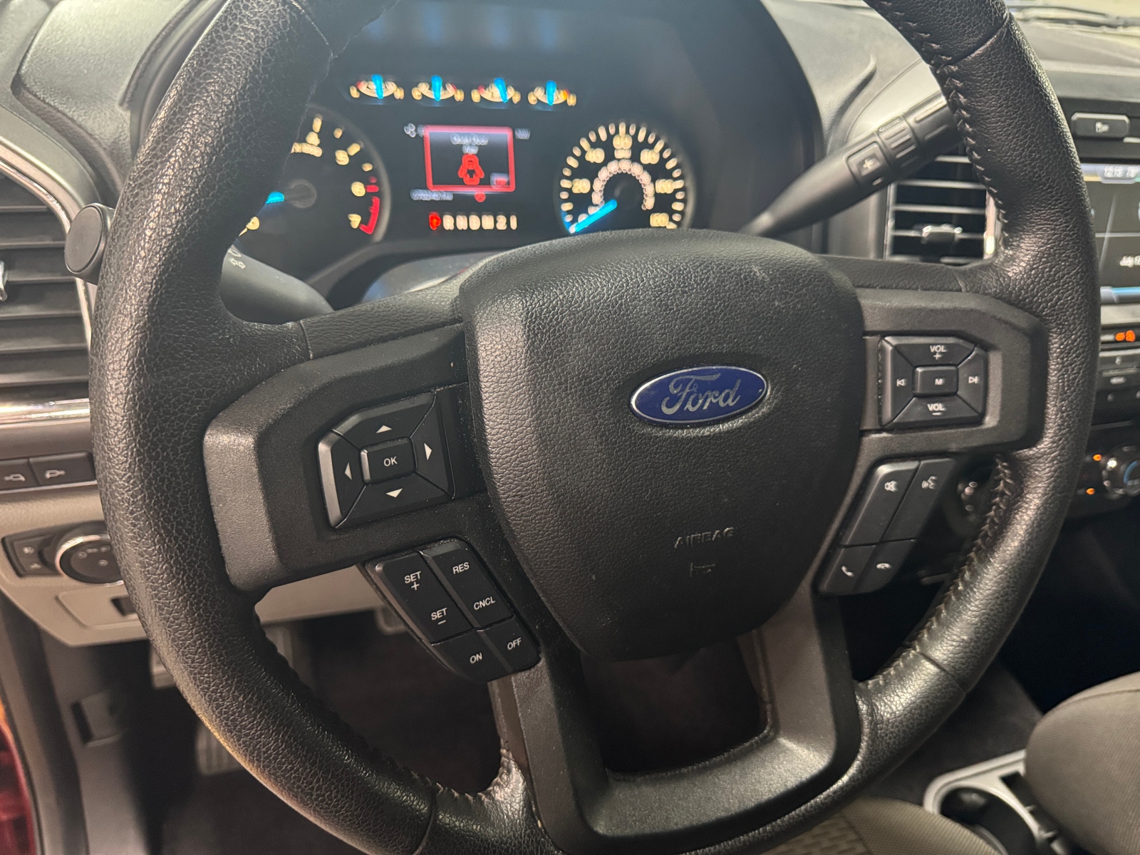 Thumbnail: 2015 Ford Econoline - 5