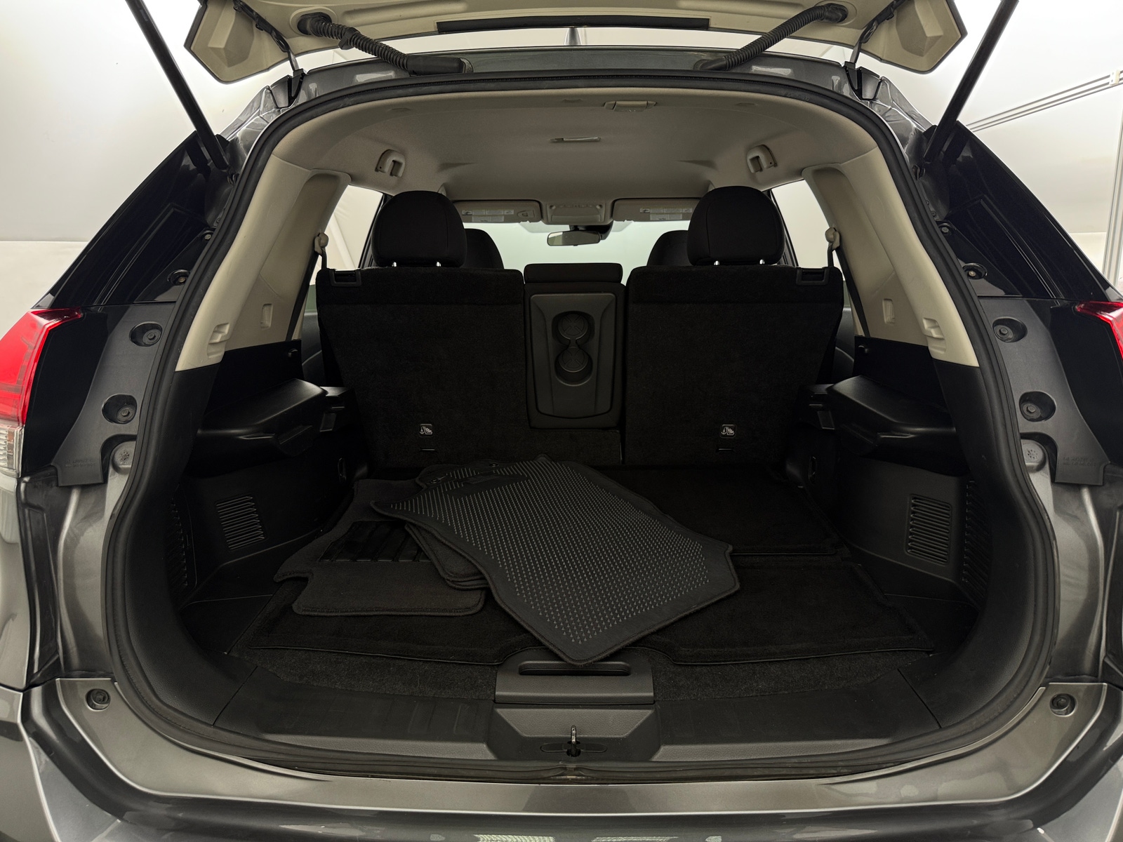 Thumbnail: 2019 Nissan Rogue - 7