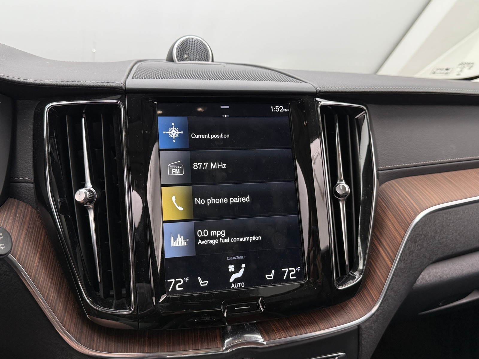 Thumbnail: 2019 Volvo XC60 - 3