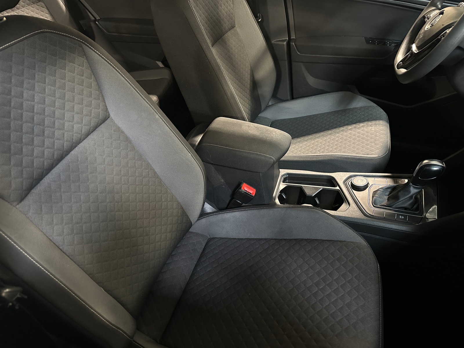 Thumbnail: 2021 Volkswagen Tiguan - 2