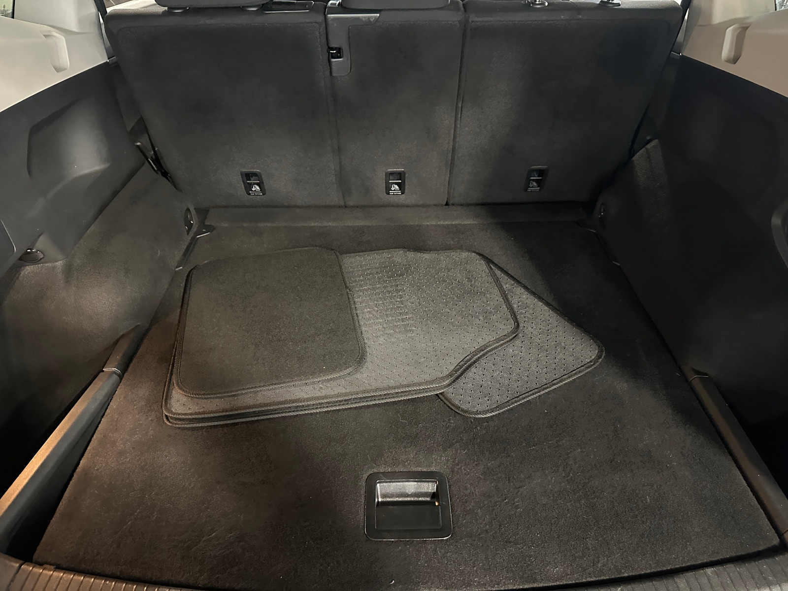 Thumbnail: 2021 Volkswagen Tiguan - 7