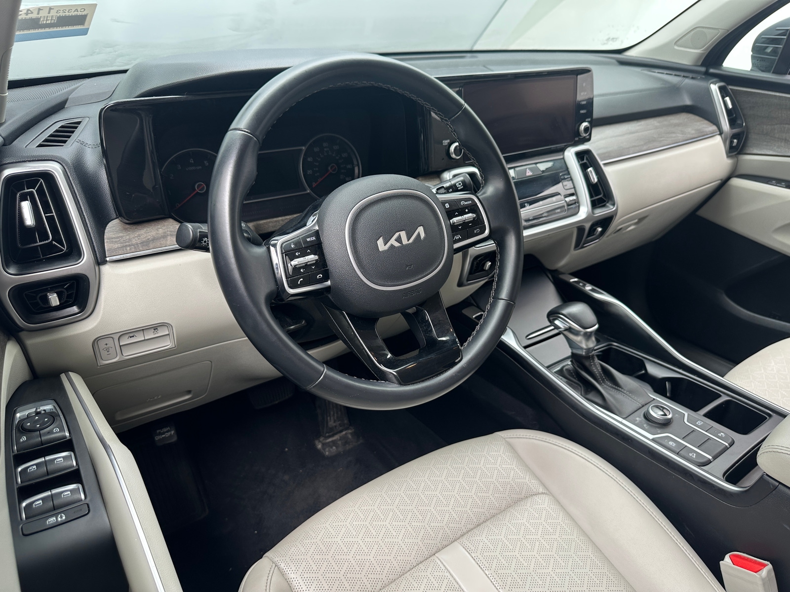 Thumbnail: 2022 Kia Sorento - 2
