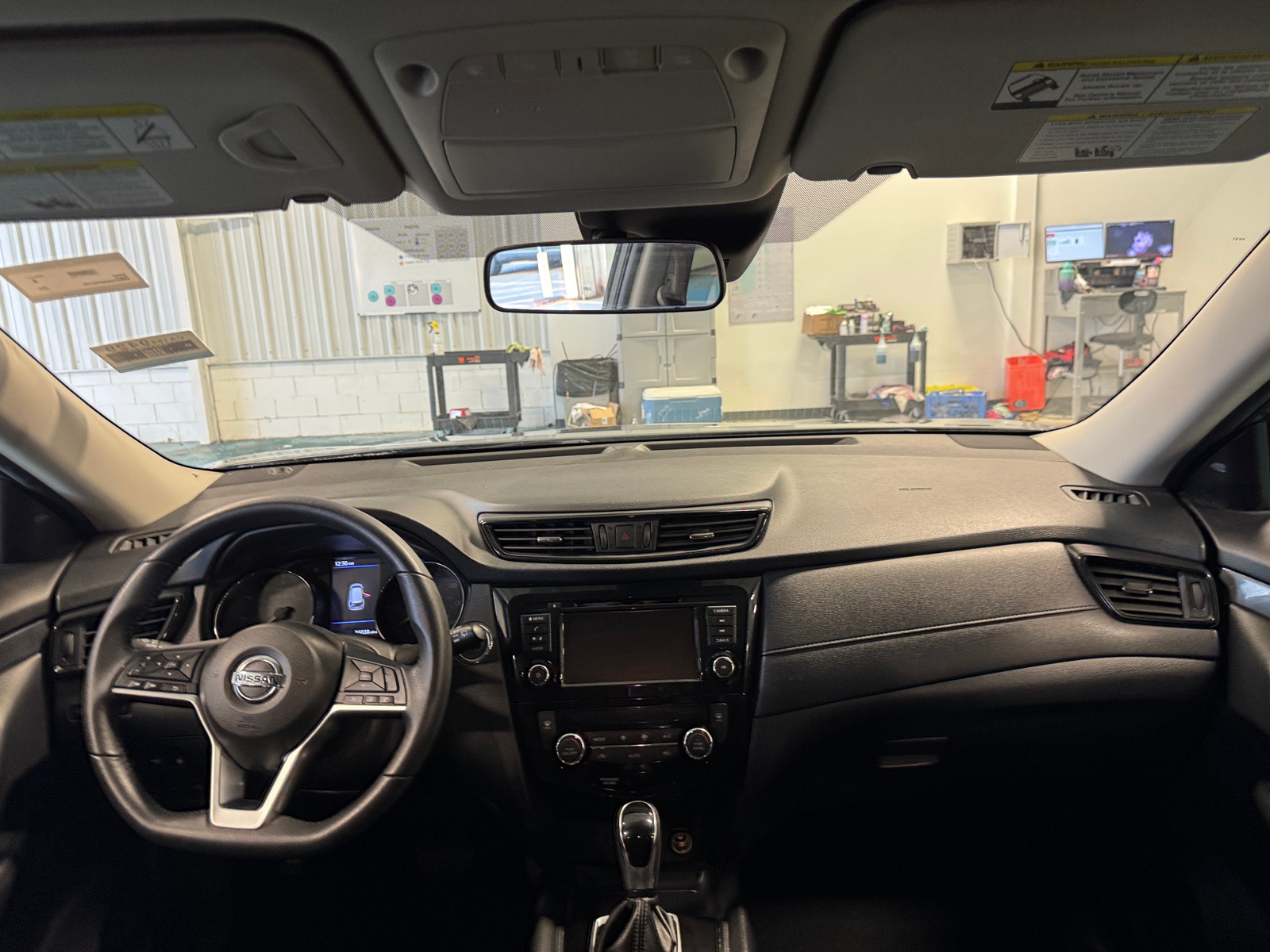 Thumbnail: 2019 Nissan Rogue - 3