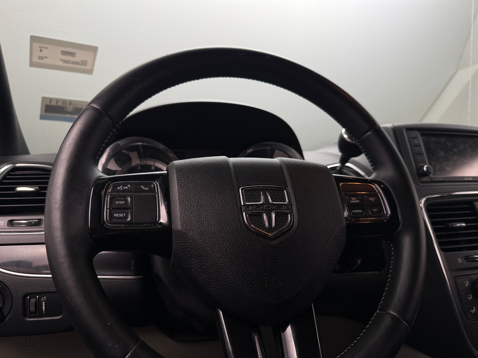 Thumbnail: 2016 Dodge Grand Caravan - 5