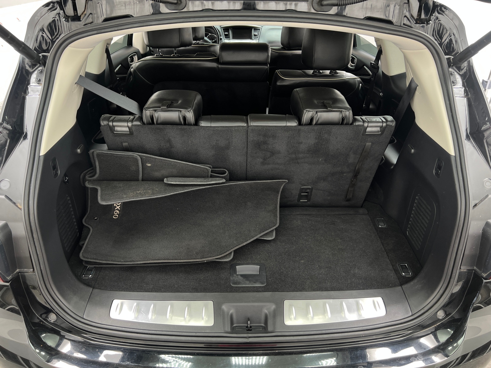 Thumbnail: 2018 INFINITI QX60 - 6