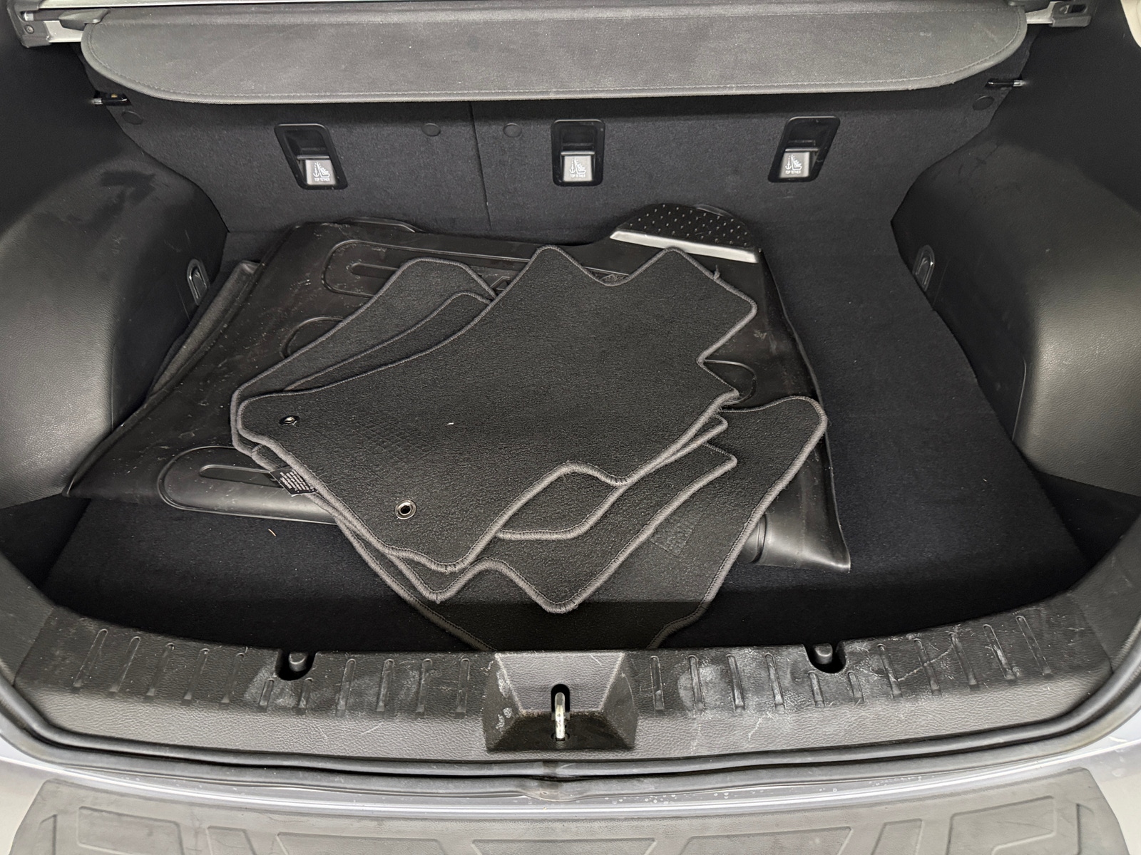Thumbnail: 2016 Subaru Crosstrek - 7