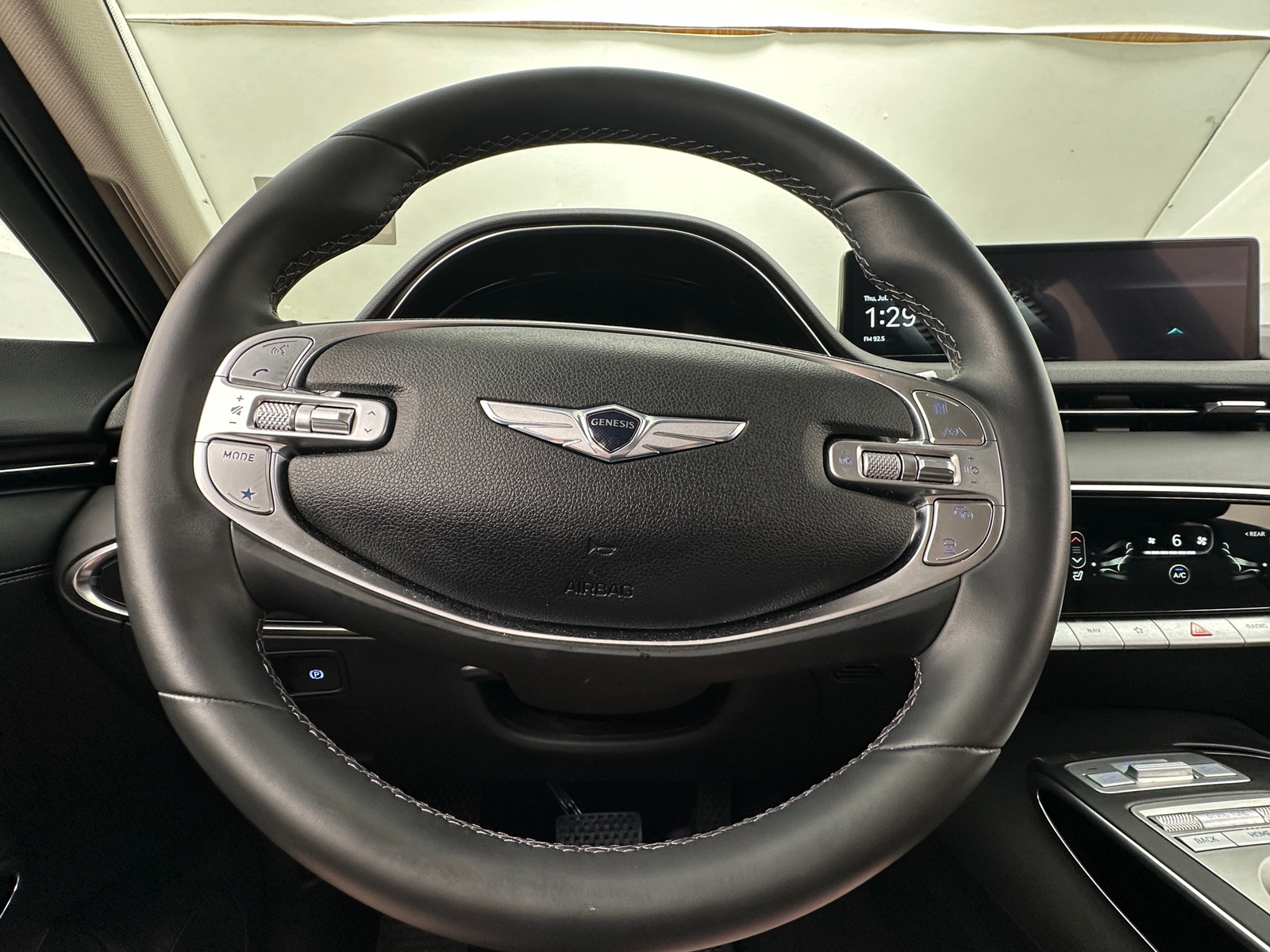 Thumbnail: 2025 Genesis GV70 - 4