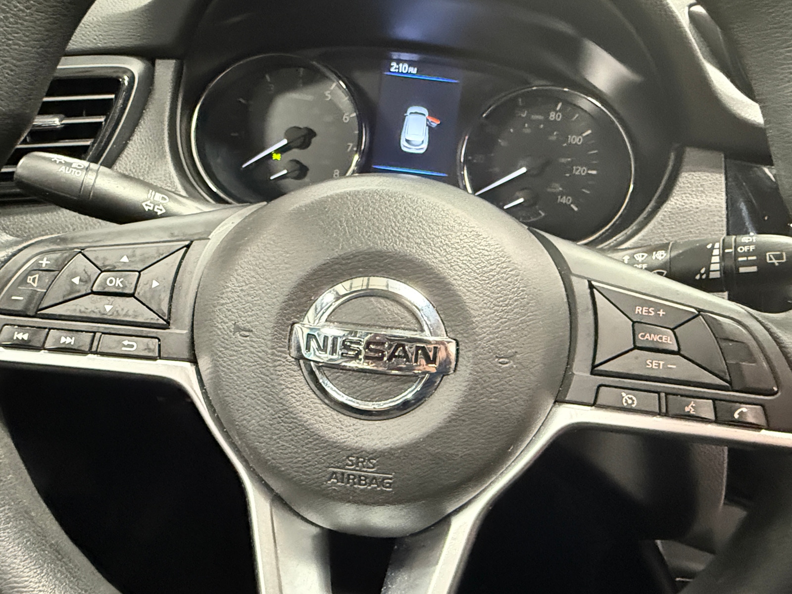 Thumbnail: 2022 Nissan Rogue Sport - 5