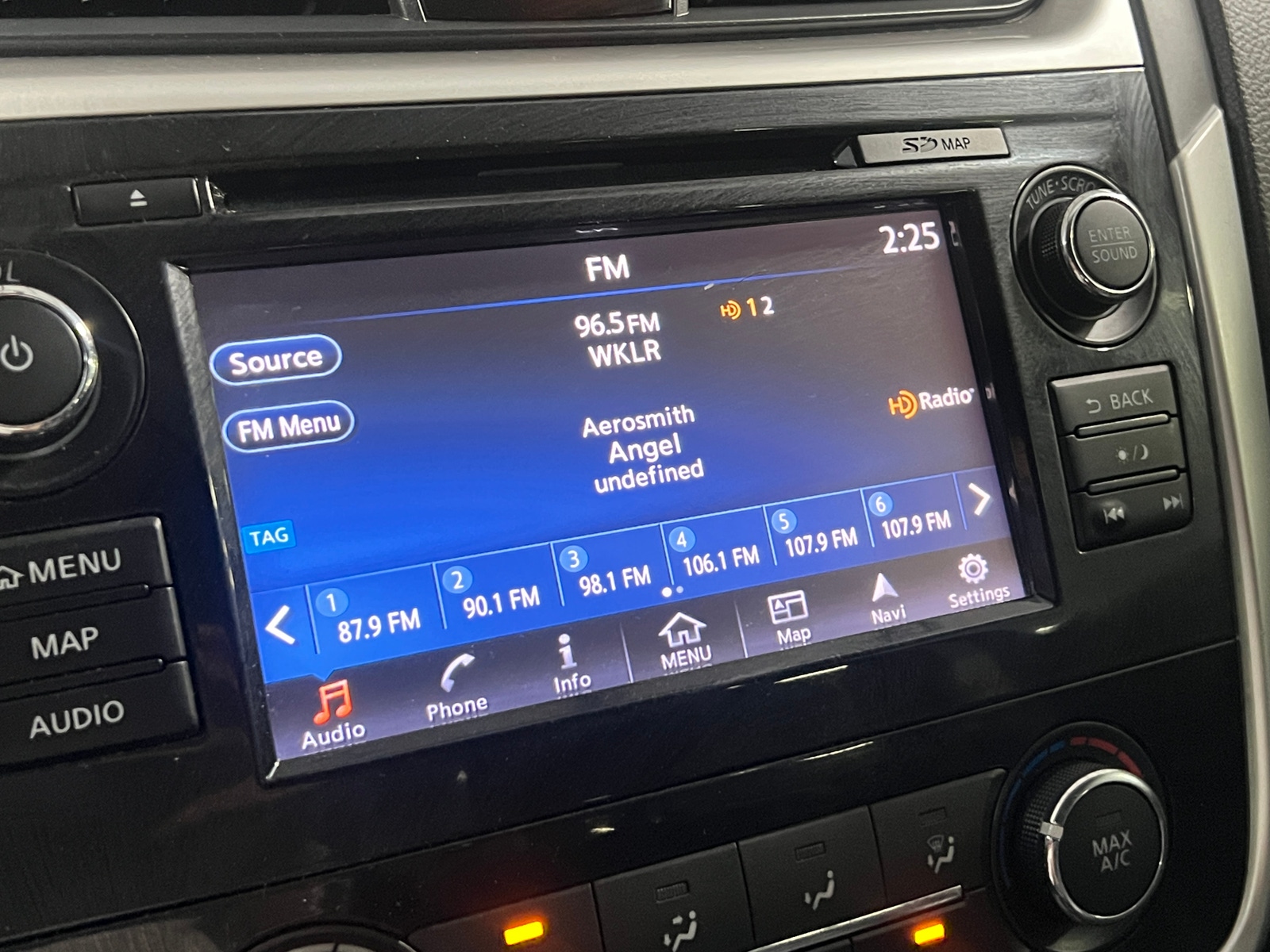 Thumbnail: 2018 Nissan Altima - 4
