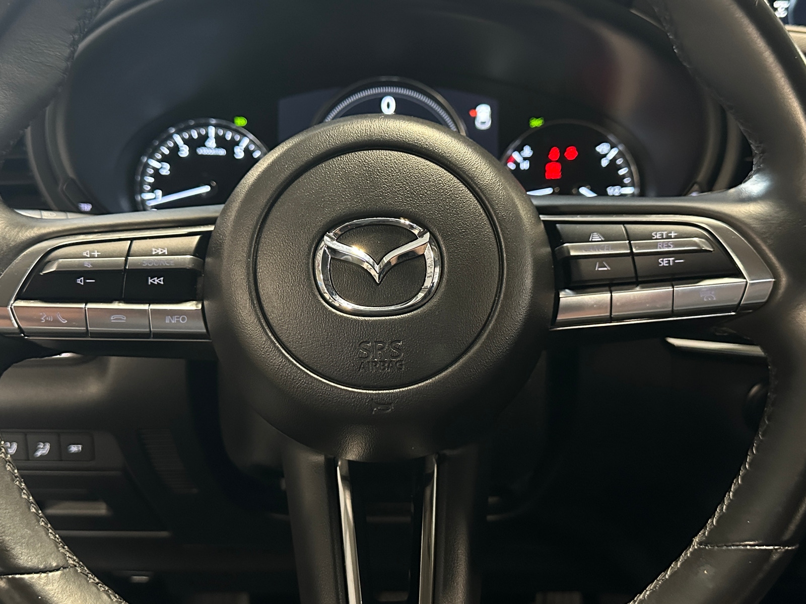 Thumbnail: 2023 Mazda CX-30 - 4