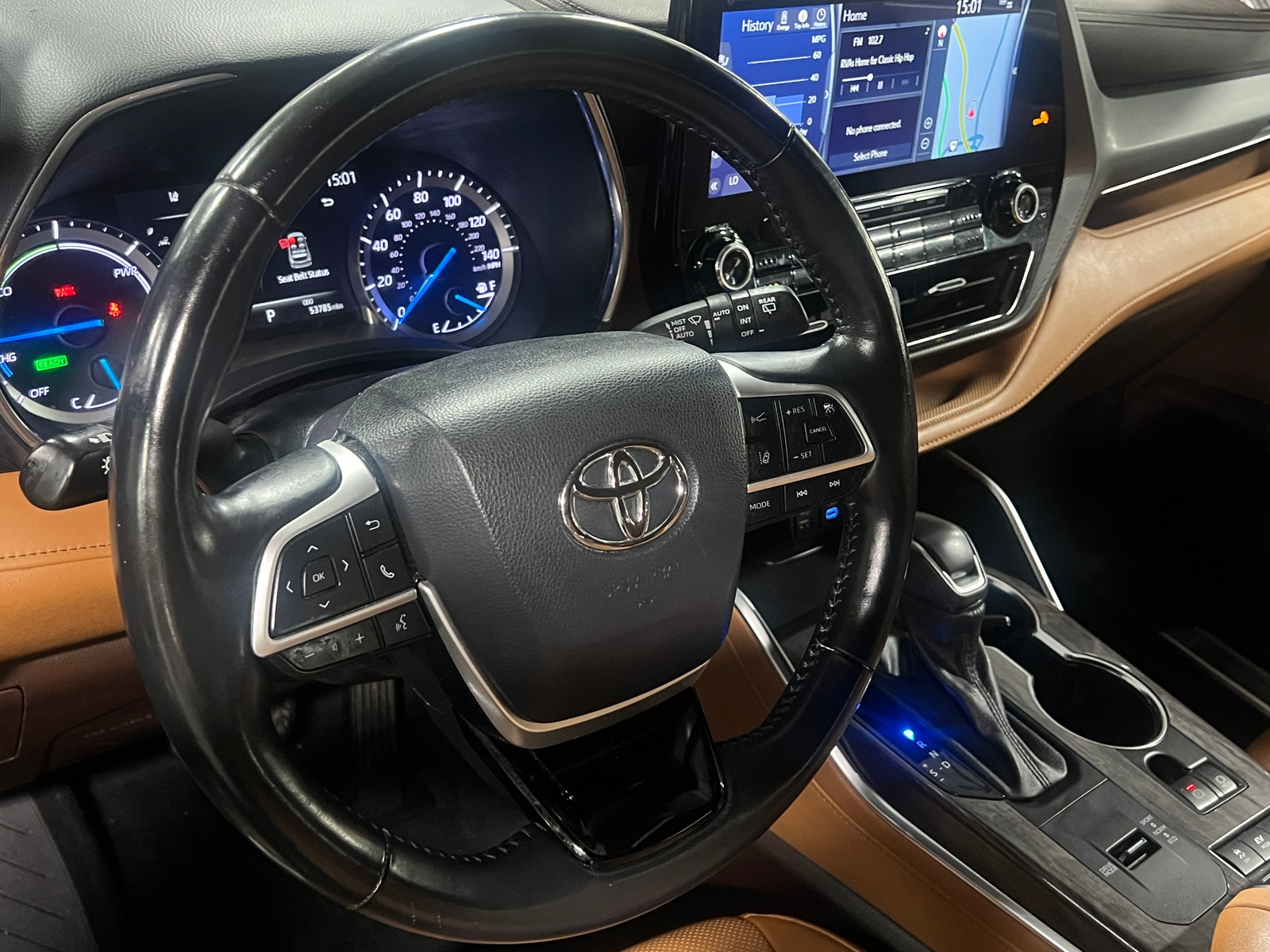 Thumbnail: 2022 Toyota Highlander - 4