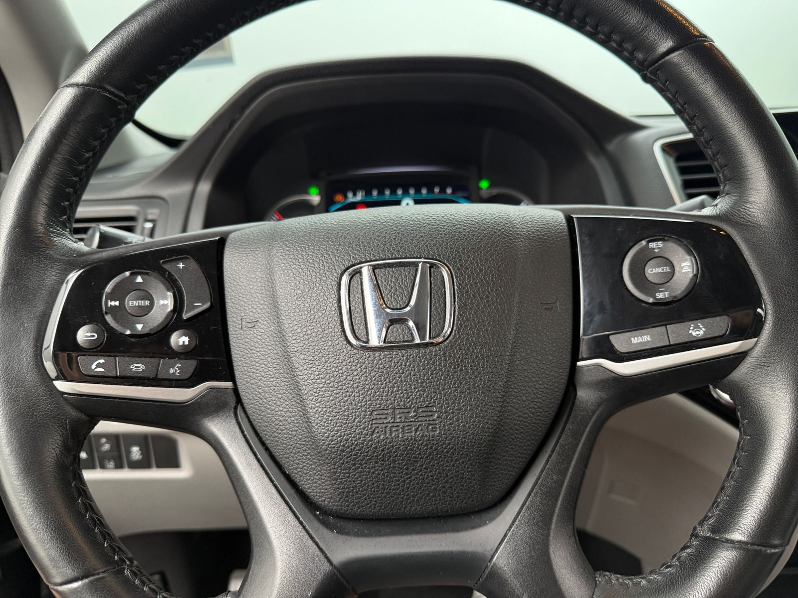 Thumbnail: 2019 Honda Pilot - 4
