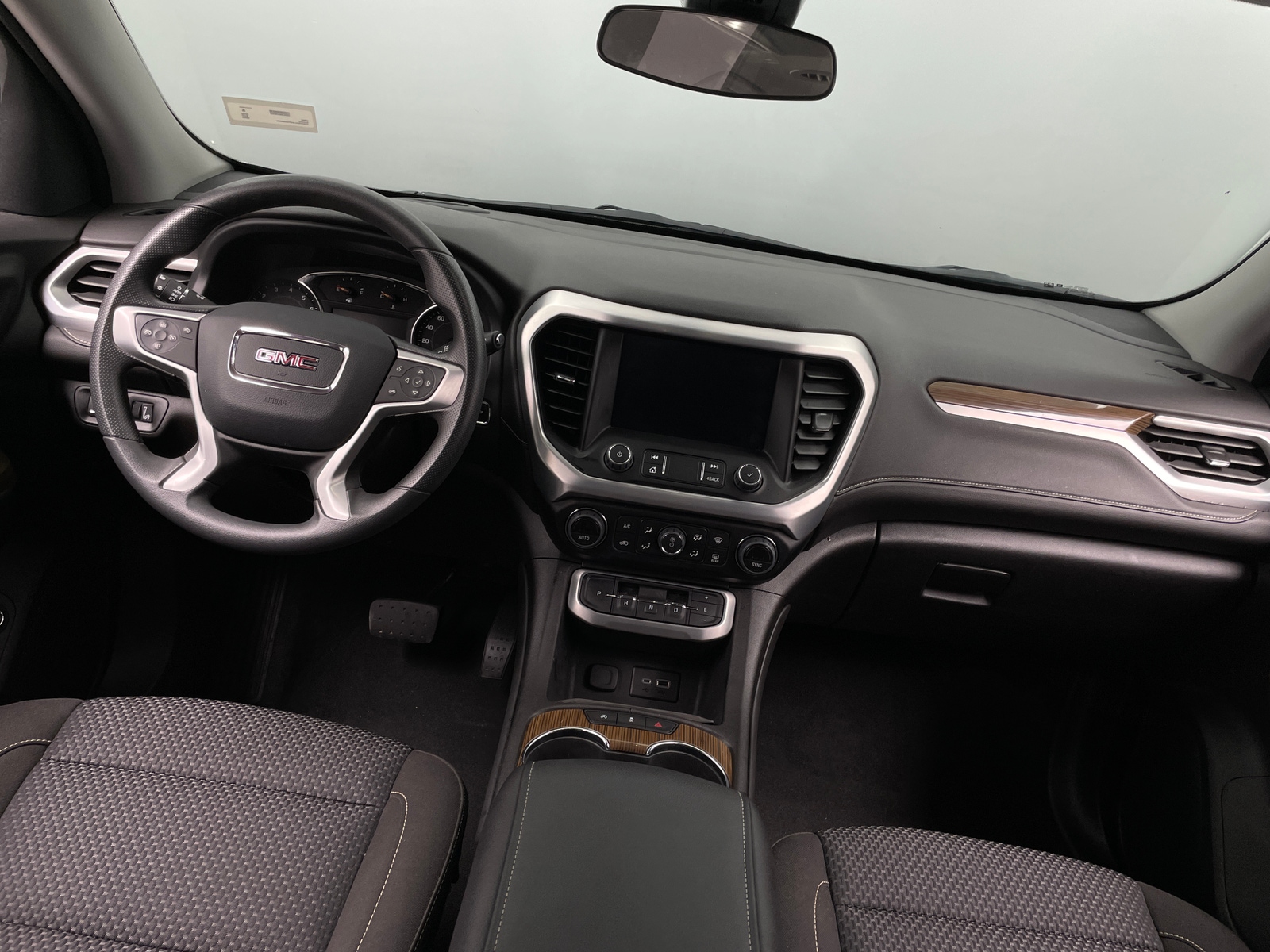 Thumbnail: 2023 GMC Acadia - 3