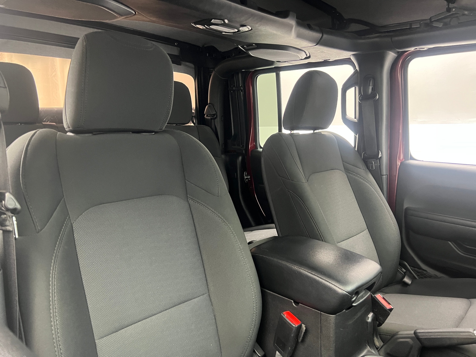 Thumbnail: 2021 Jeep Gladiator - 2