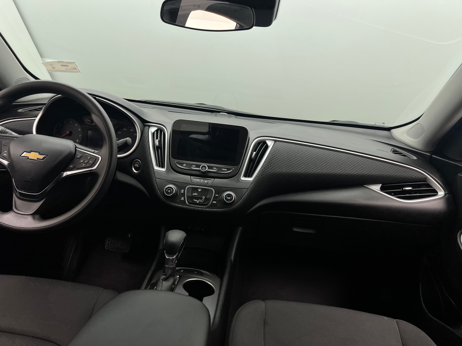Thumbnail: 2024 Chevrolet Malibu - 3