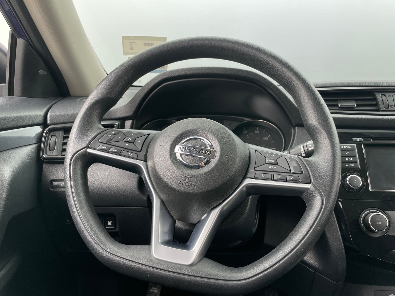 Thumbnail: 2018 Nissan Rogue - 5