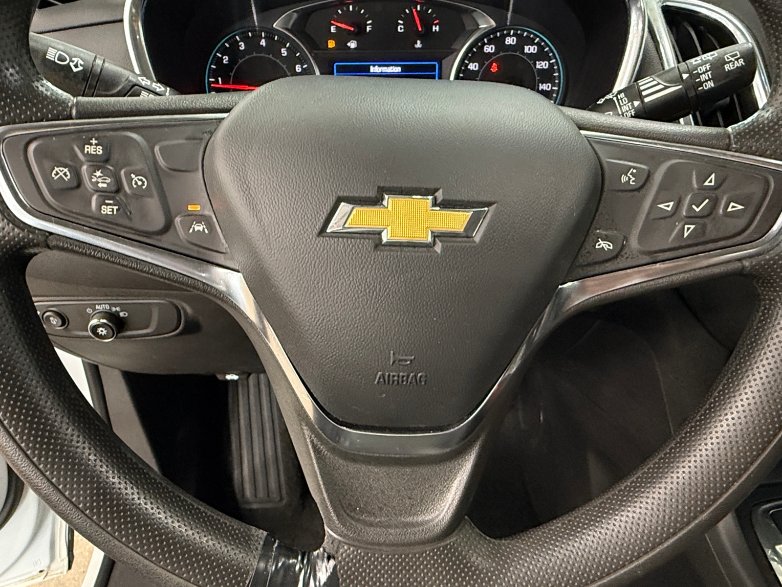 Thumbnail: 2023 Chevrolet Equinox - 5