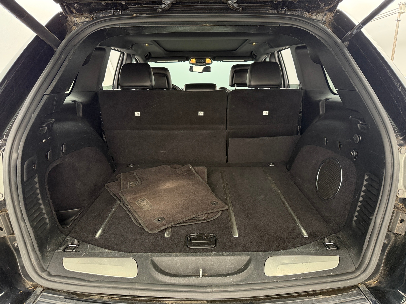 Thumbnail: 2016 Jeep Grand Cherokee - 7