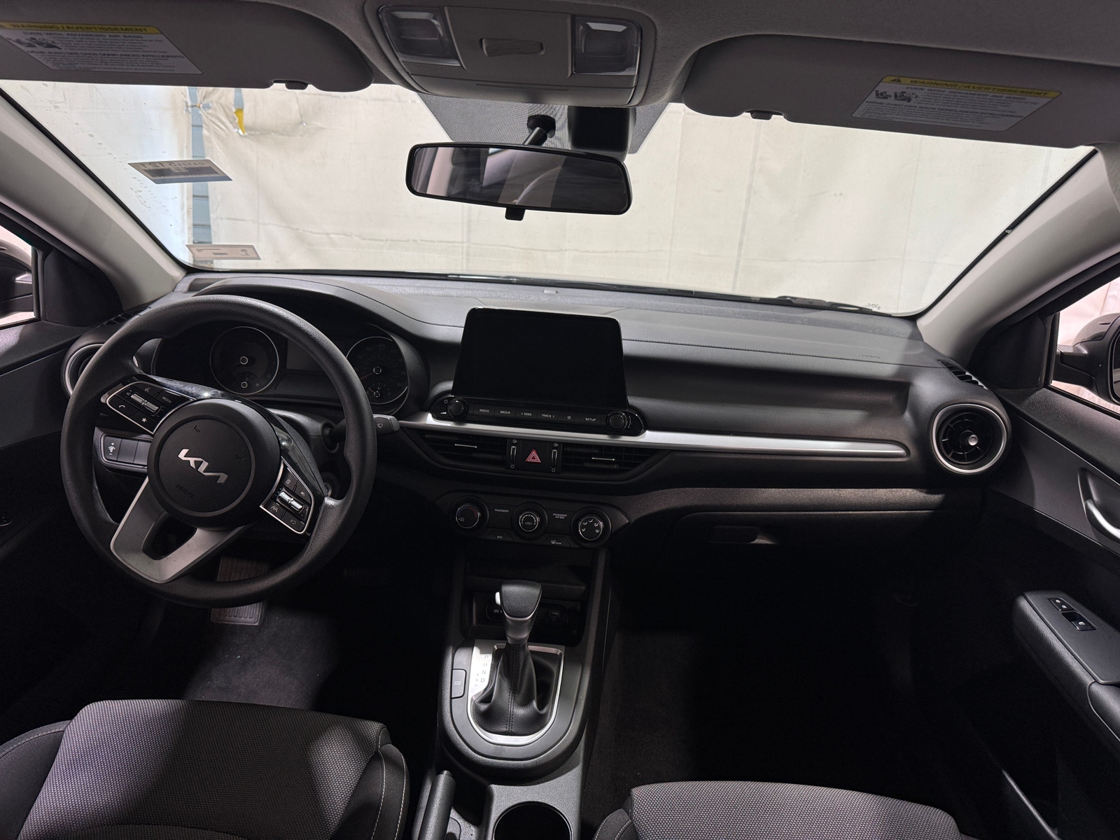 Thumbnail: 2024 Kia Forte - 3
