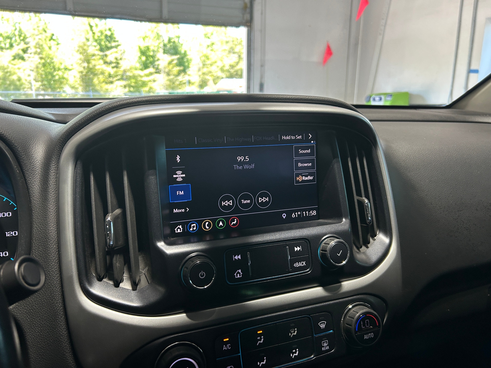 Thumbnail: 2020 Chevrolet Colorado - 3