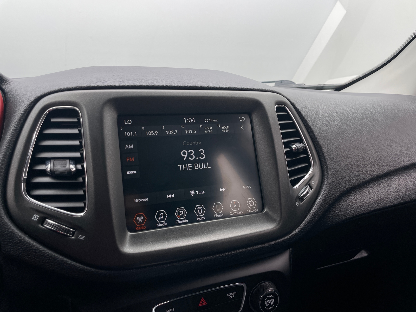 Thumbnail: 2020 Jeep Compass - 3