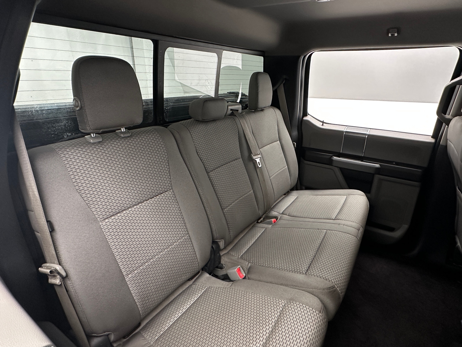 Thumbnail: 2016 Ford Econoline - 6