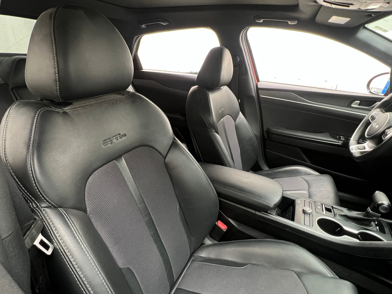 Thumbnail: 2023 Kia K5 - 2