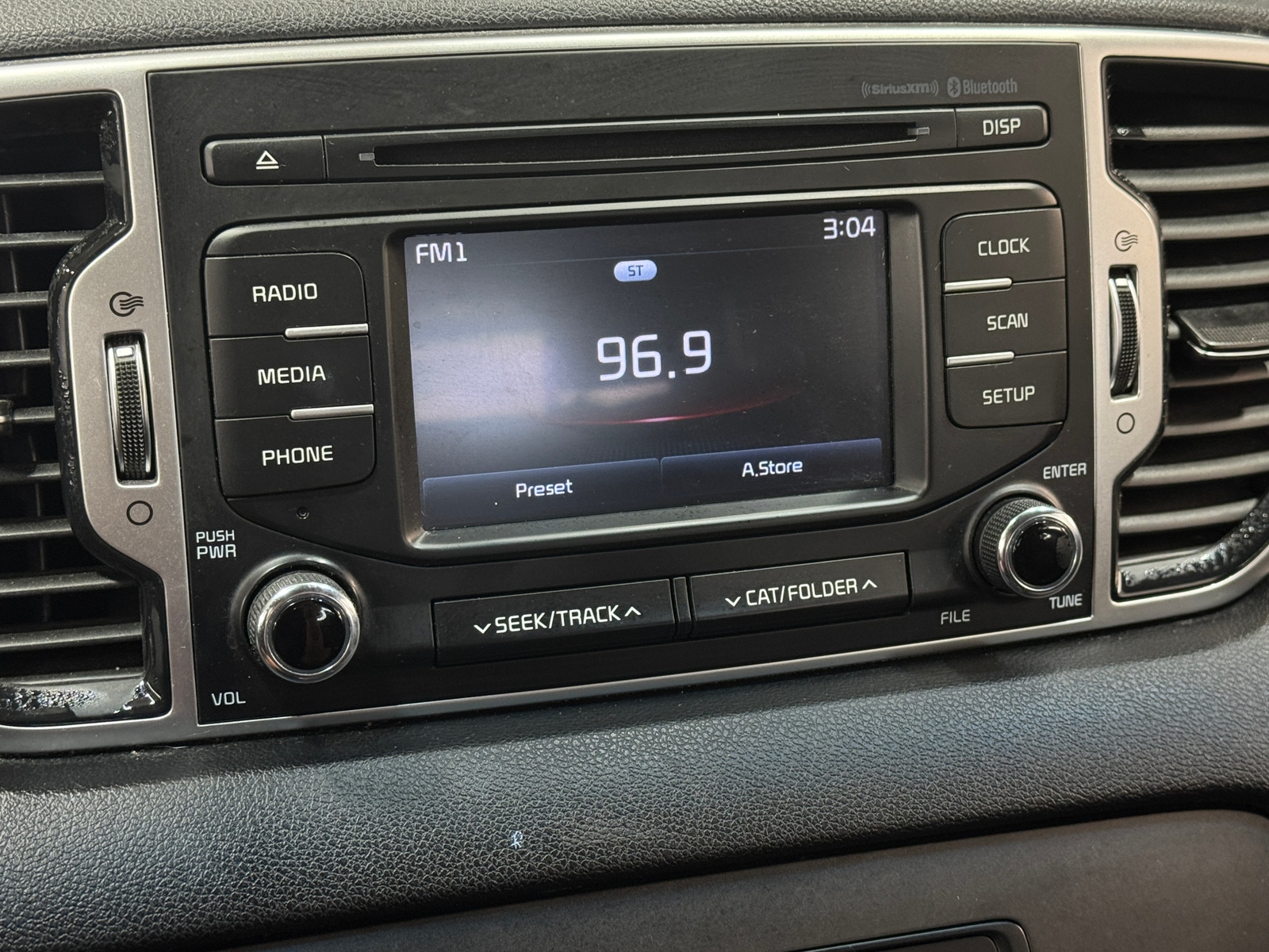 Thumbnail: 2019 Kia Sportage - 4