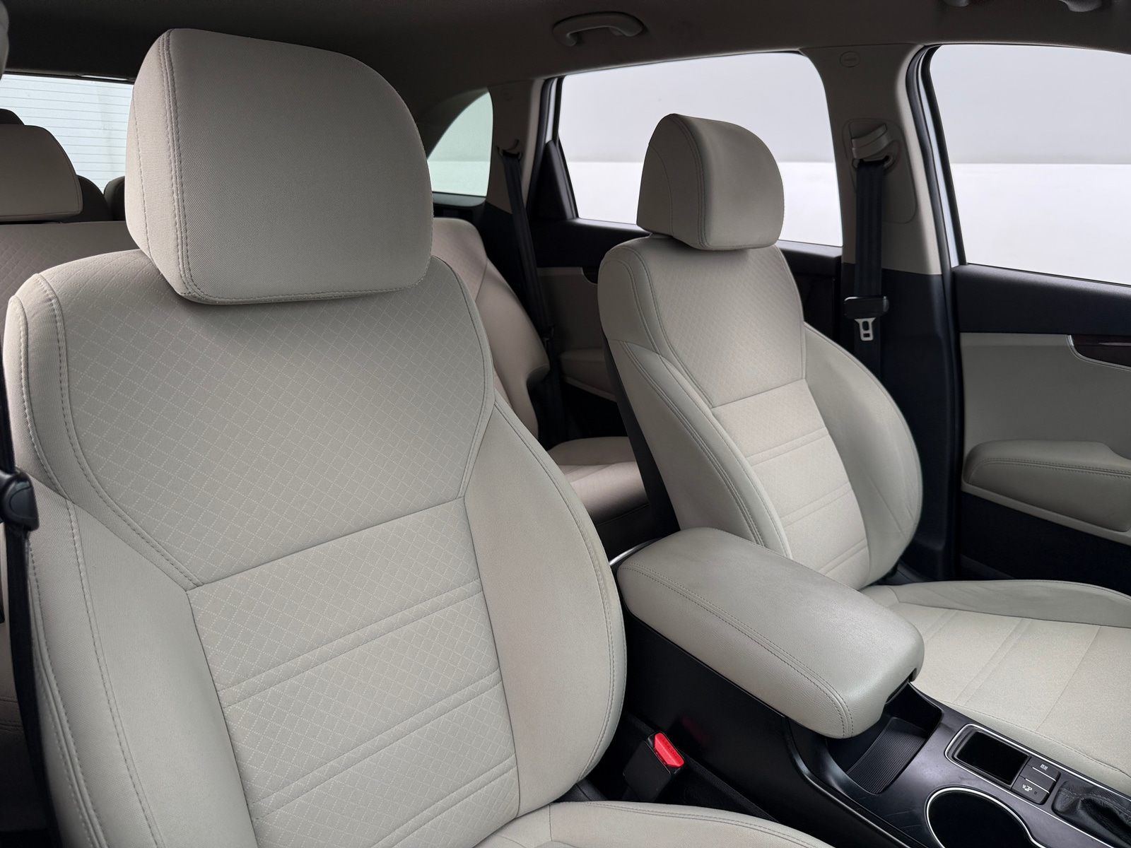 Thumbnail: 2017 Kia Sorento - 2
