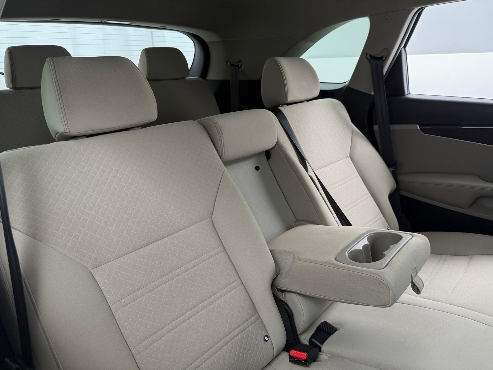 Thumbnail: 2017 Kia Sorento - 6
