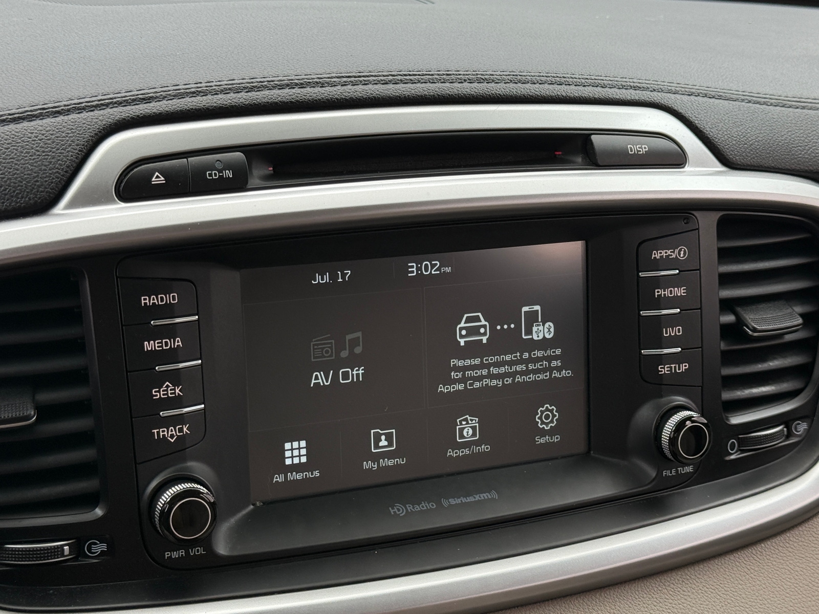 Thumbnail: 2017 Kia Sorento - 4