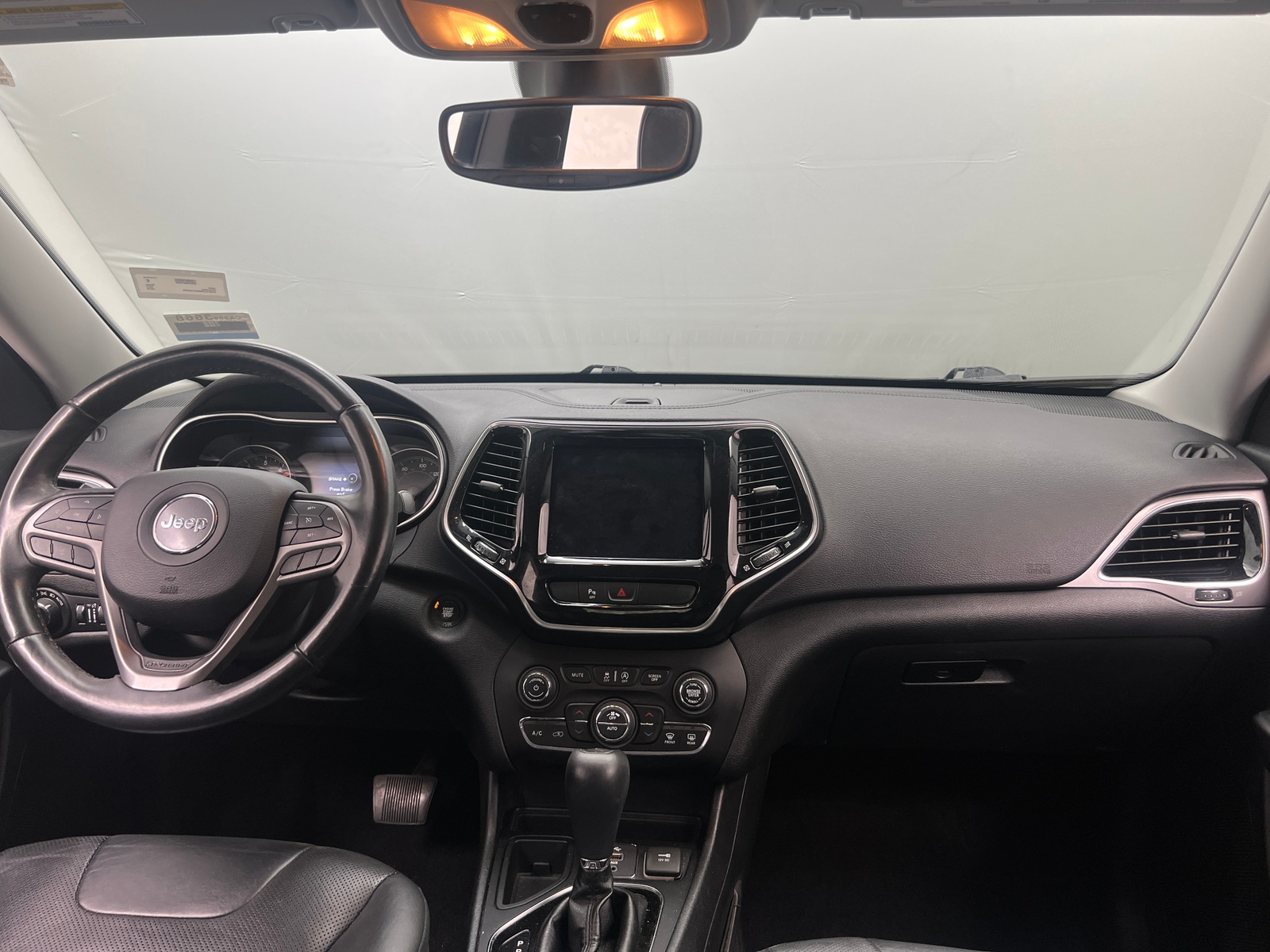 Thumbnail: 2019 Jeep Cherokee - 2