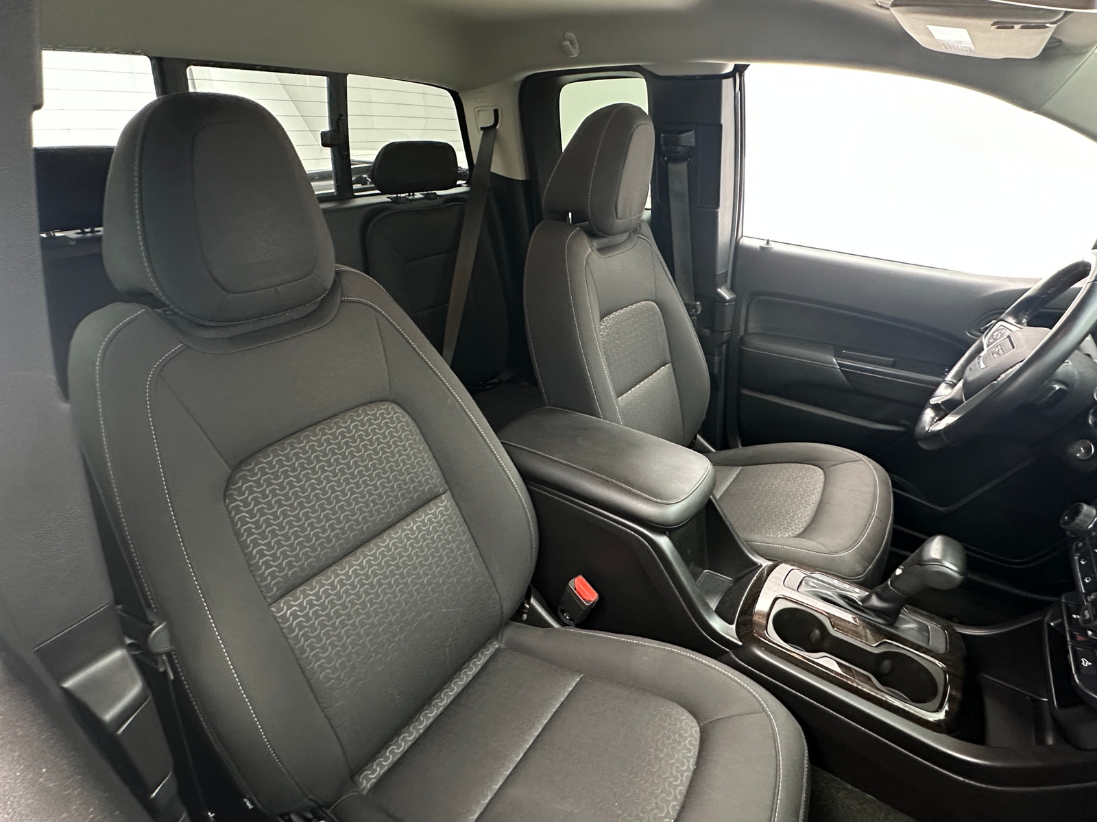 Thumbnail: 2016 GMC Canyon - 2