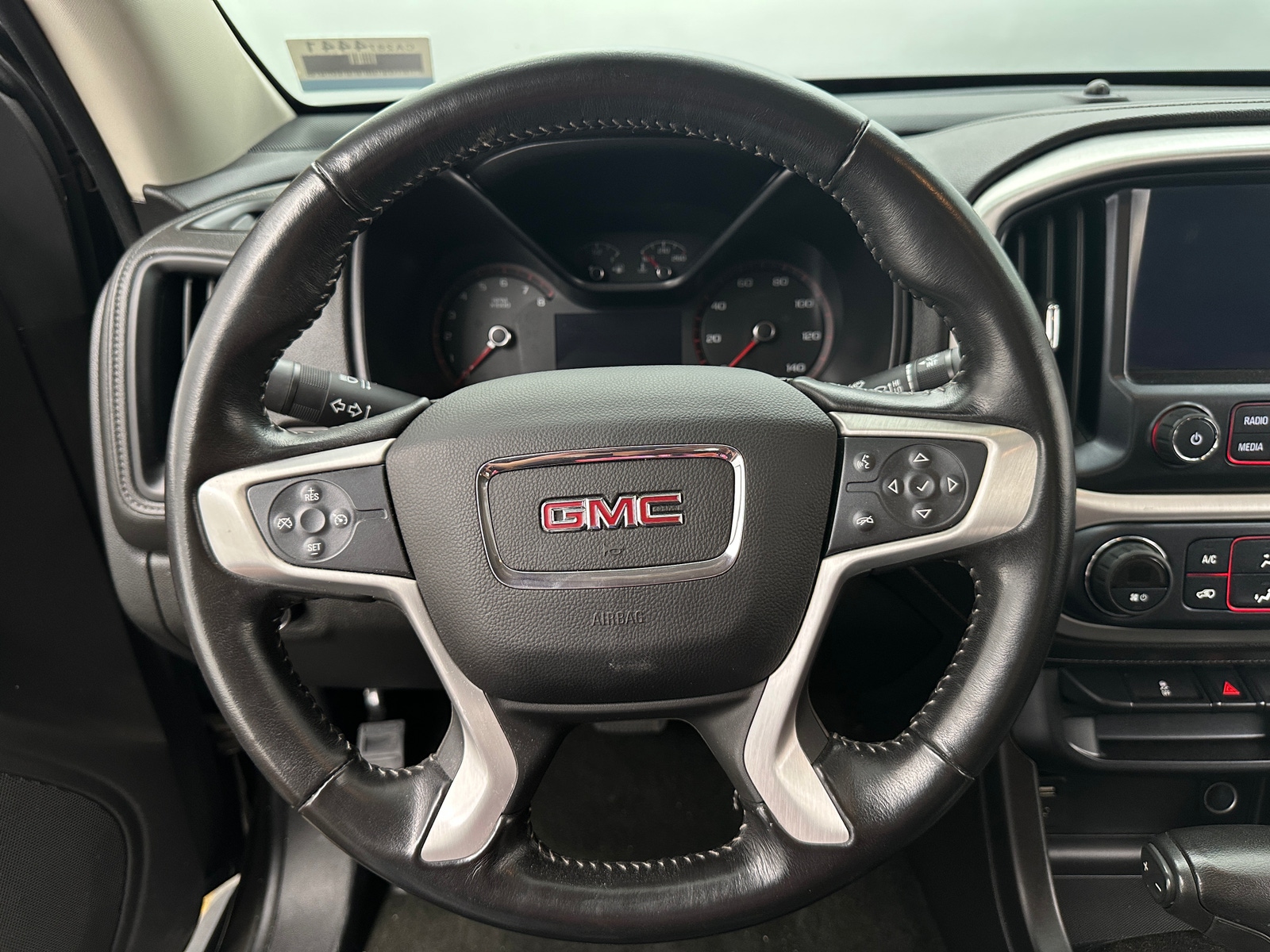 Thumbnail: 2016 GMC Canyon - 5