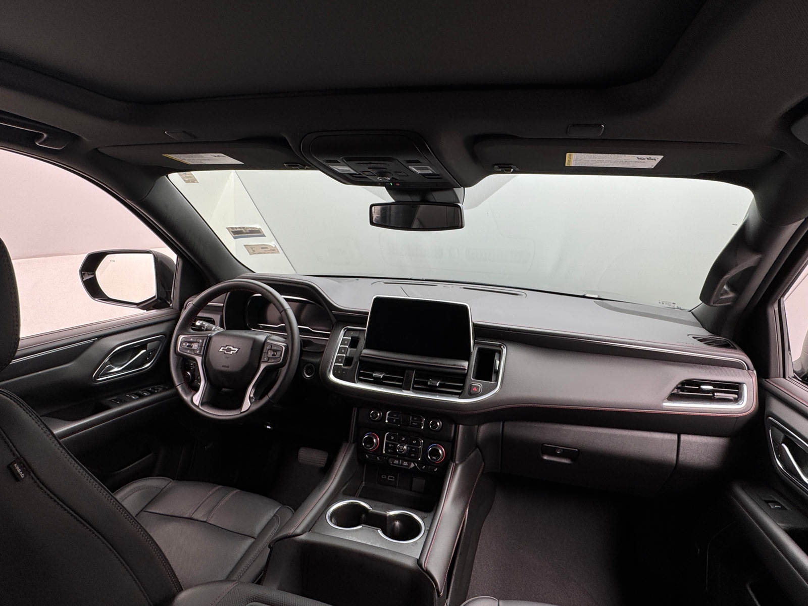 Thumbnail: 2024 Chevrolet Tahoe - 2