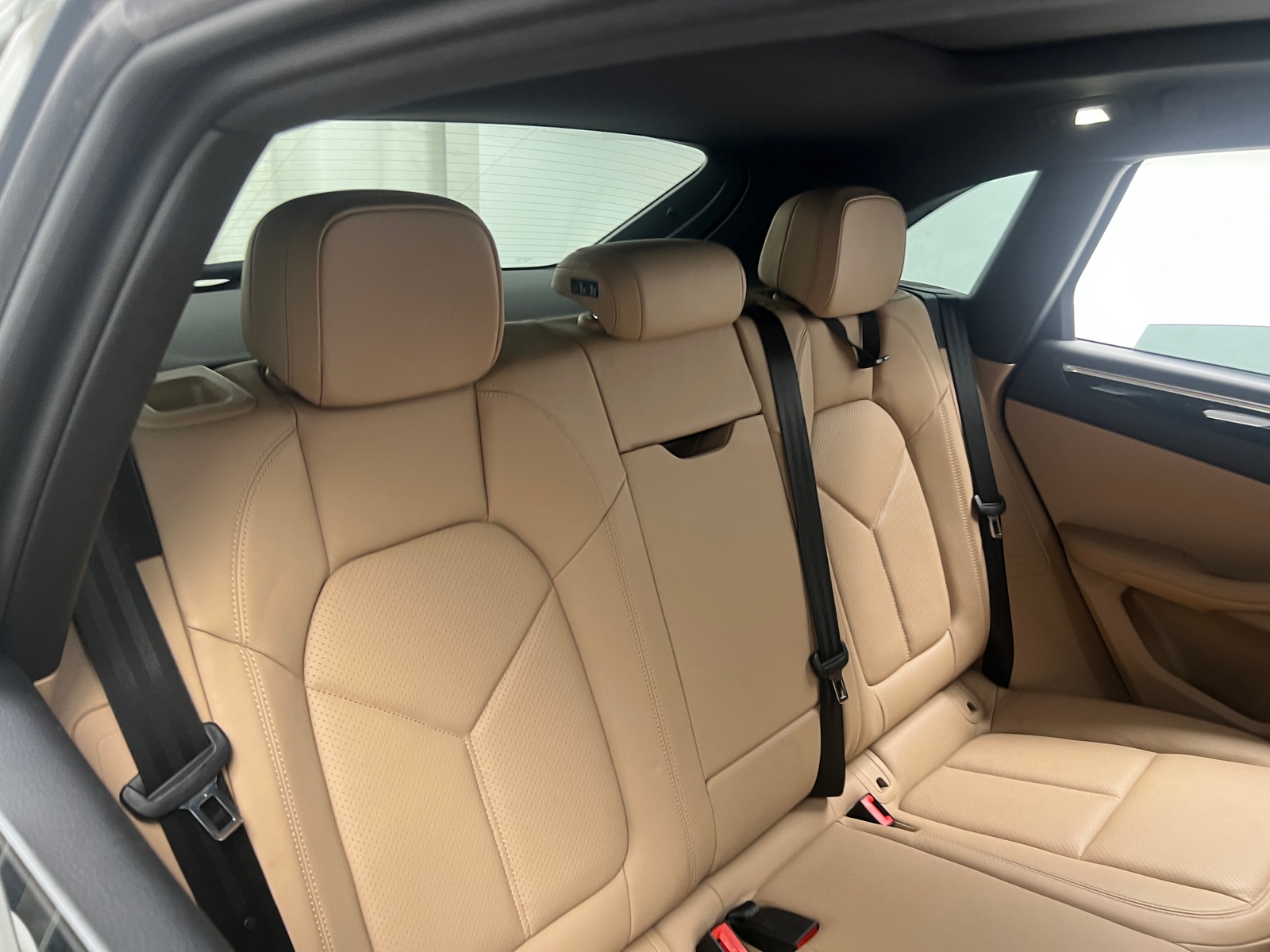 Thumbnail: 2020 Porsche Macan - 5