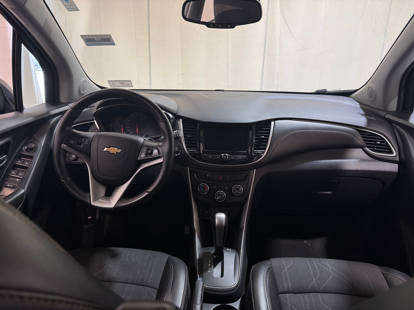 Thumbnail: 2021 Chevrolet Trax - 3