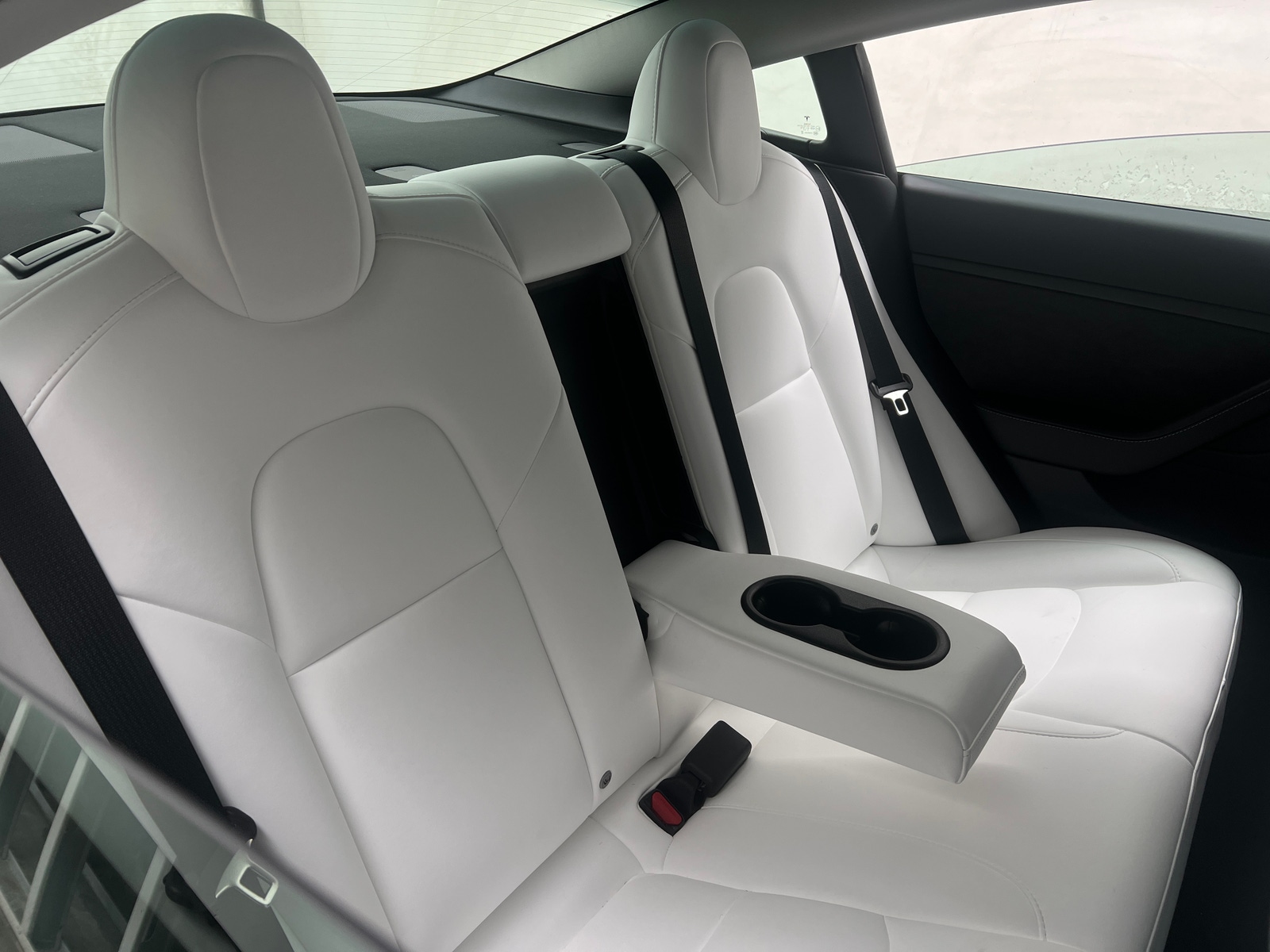 Thumbnail: 2022 Tesla Model 3 - 4