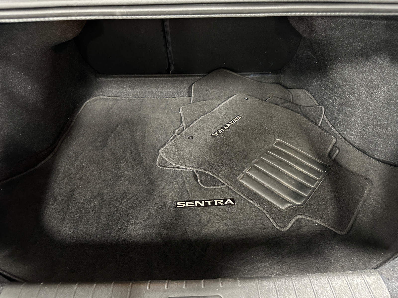 Thumbnail: 2021 Nissan Sentra - 7